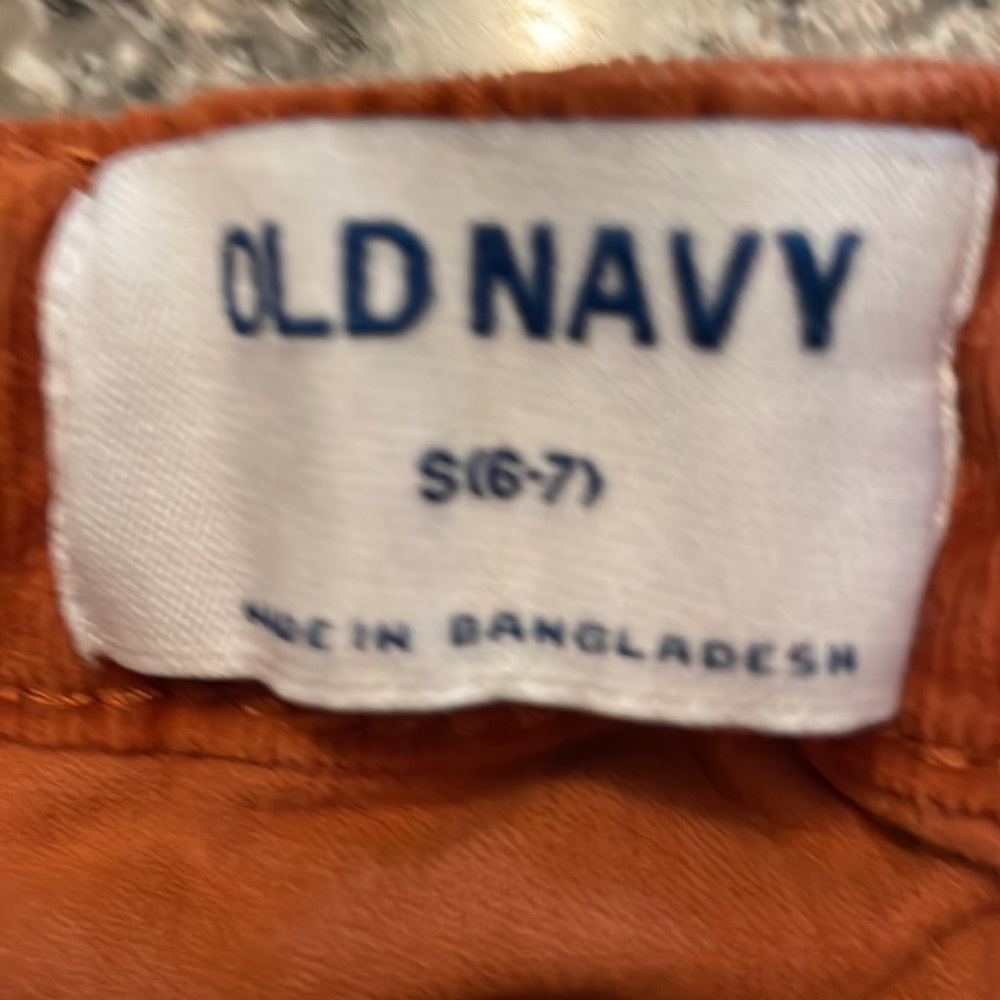 Old Navy corduroy button down skirt. Size small - Picture 4 of 4